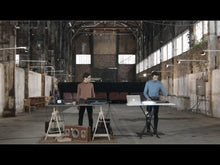 Ladda och spela upp video i Gallerivisaren, E Touché
