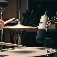 Ladda upp bild till gallerivisning, Universal Audio - SD-1 Dynamisk mikrofon - Musik Utan Gränser 
