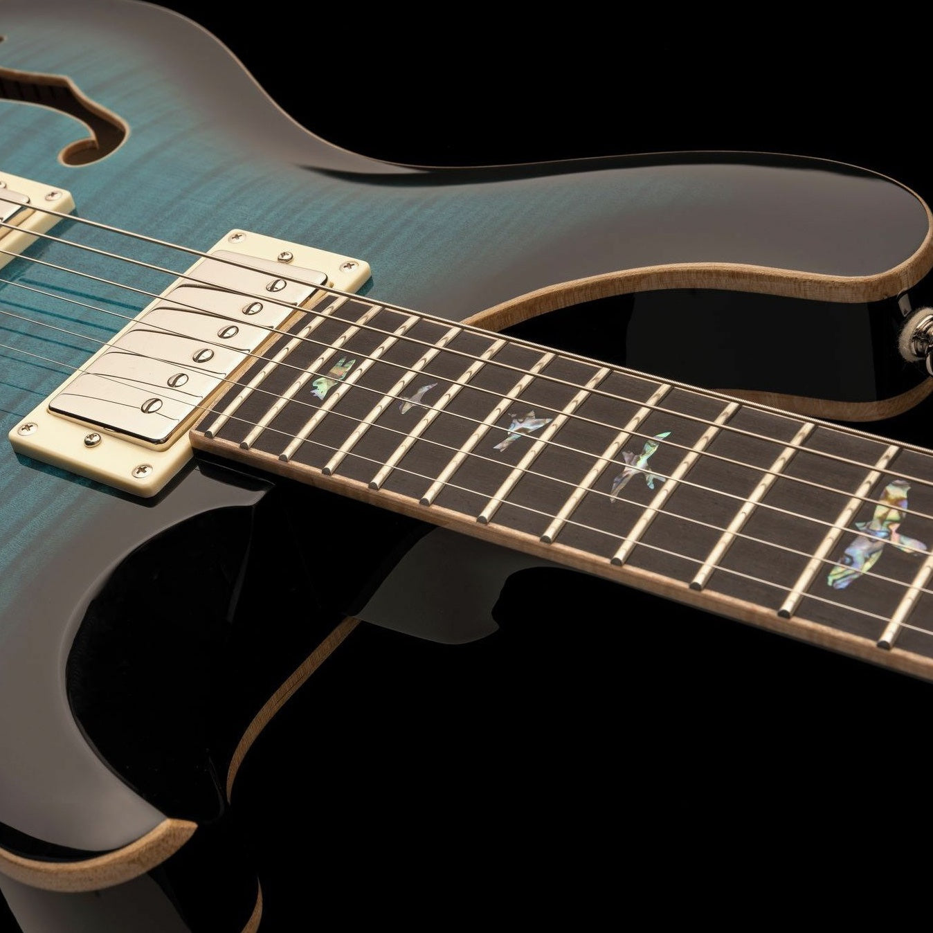 SEE Hollowbody-II Piezo Peacock Blue Burst