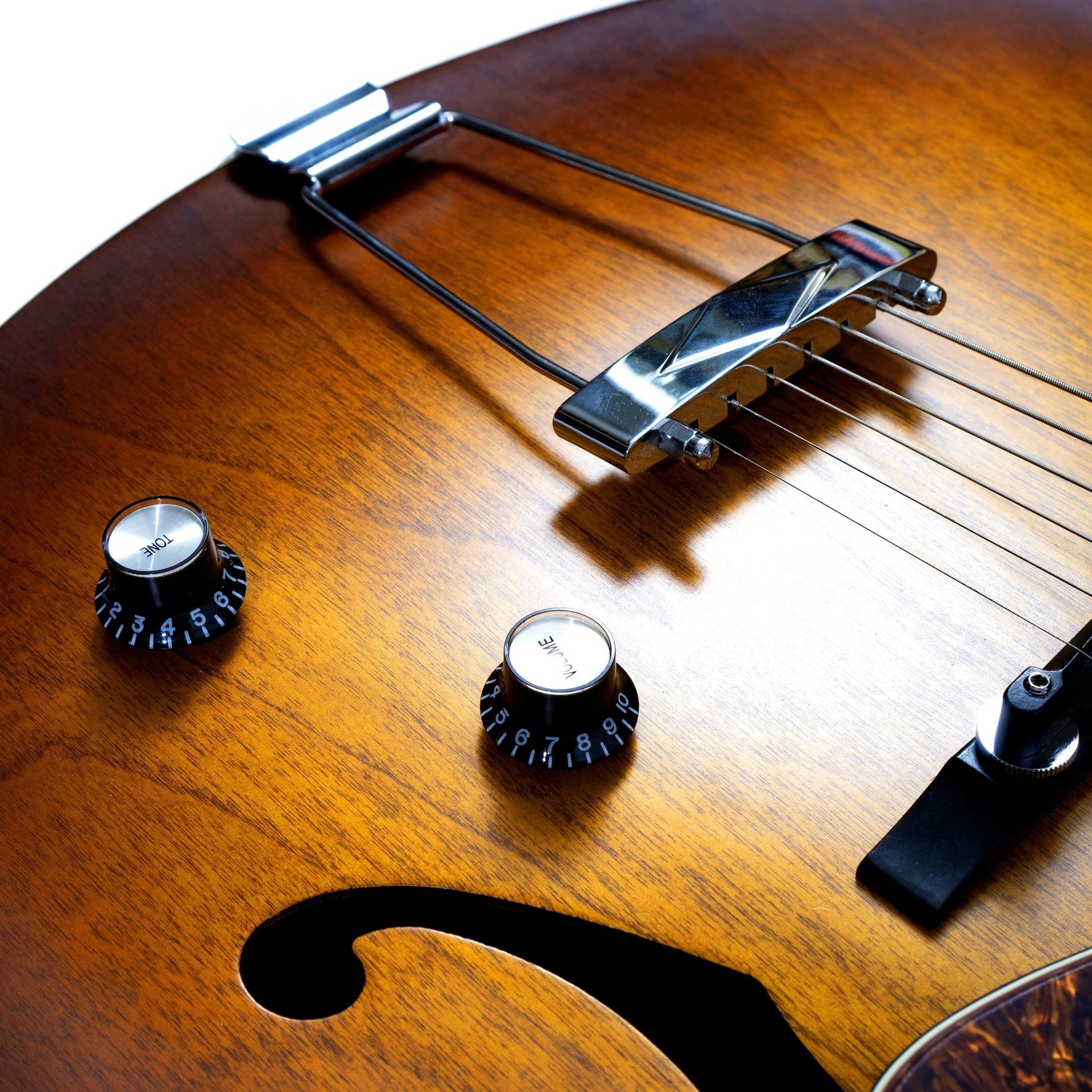 Godin - 5th Avenue Kingpin P90 Cognac Burst - Musik Utan Gränser 