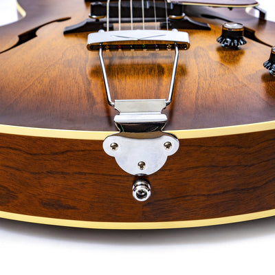 Godin - 5th Avenue Kingpin P90 Cognac Burst - Musik Utan Gränser 
