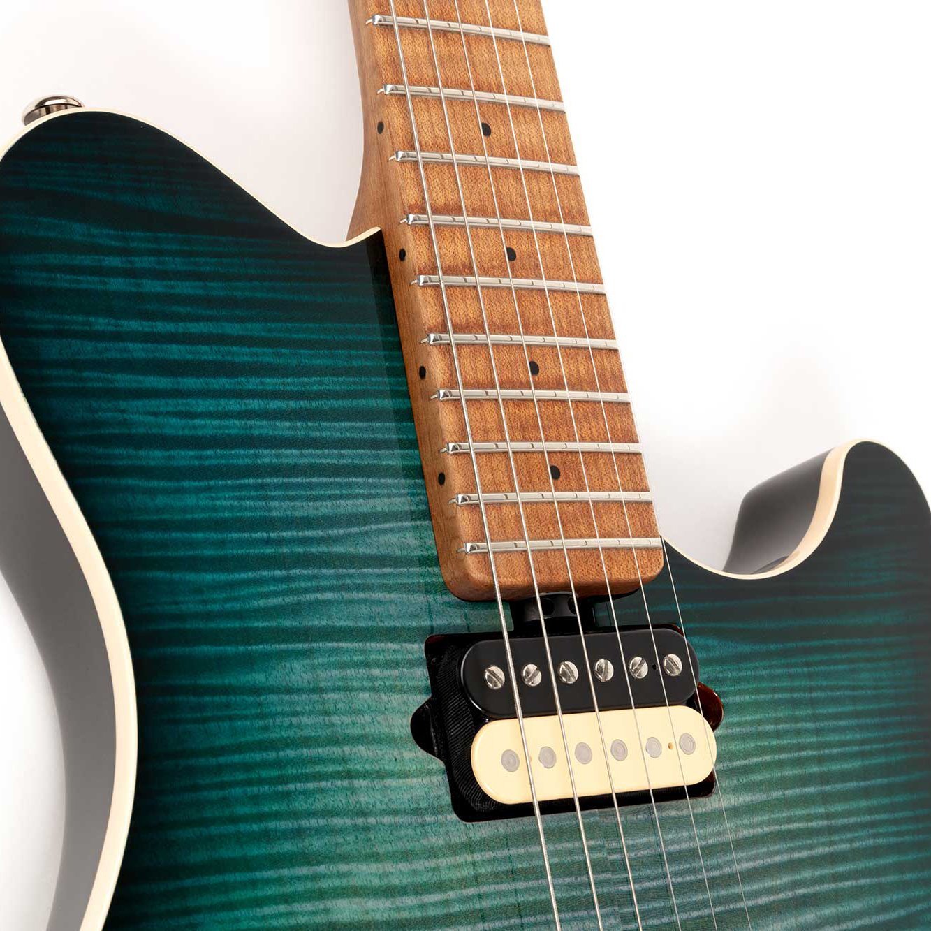 Ernie Ball Music Man - Axis Super Sport Yucatan Blue Flame - Musik Utan Gränser 