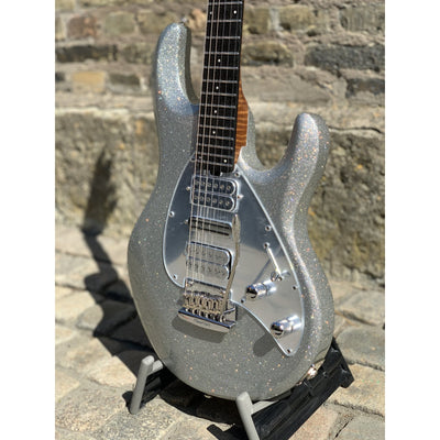 Ernie Ball Music Man - BFR Silhouette HSH Silver Flake Sparkle - Musik Utan Gränser 