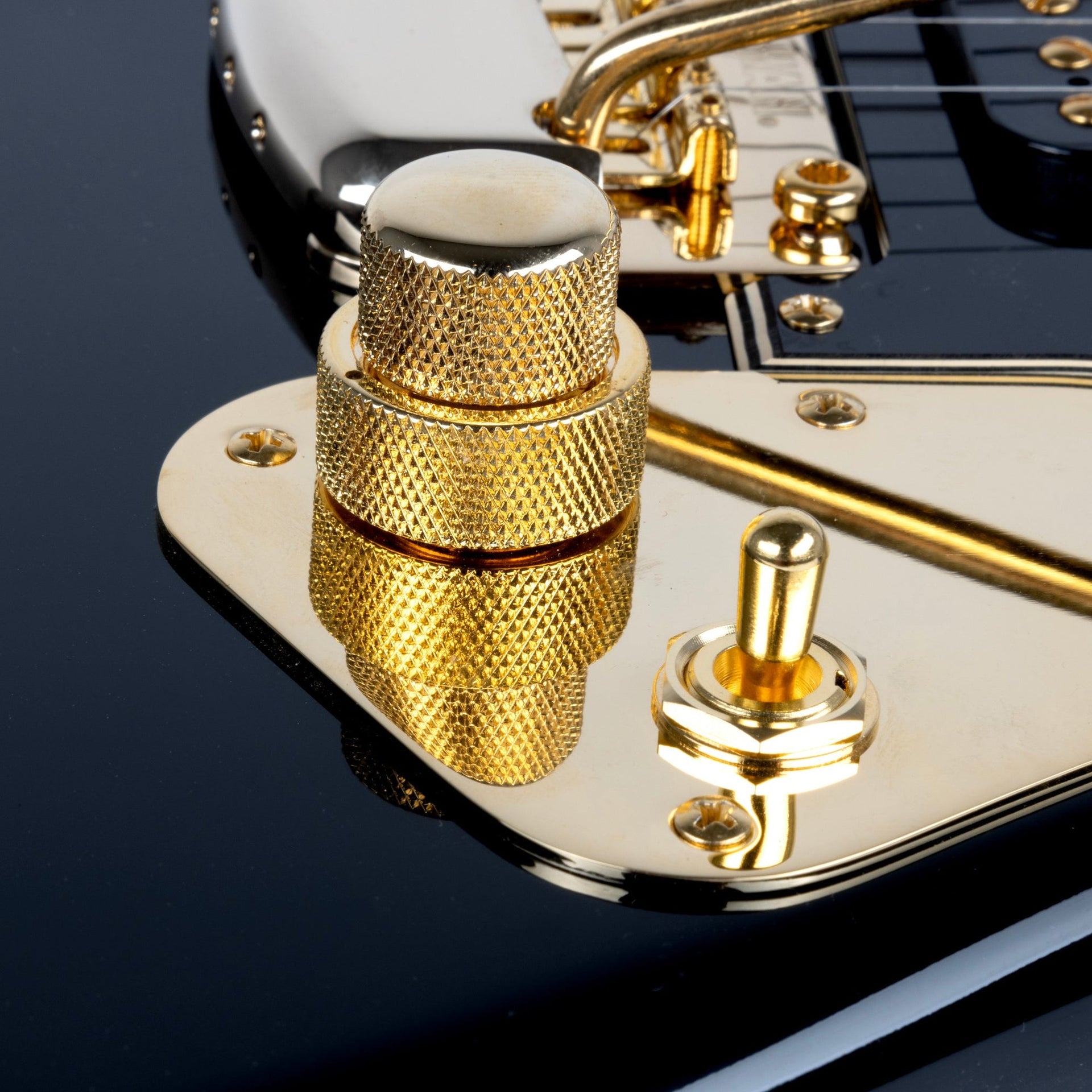 Ernie Ball Music Man - Dustin Kensrue BFR Black Honey - Musik Utan Gränser 