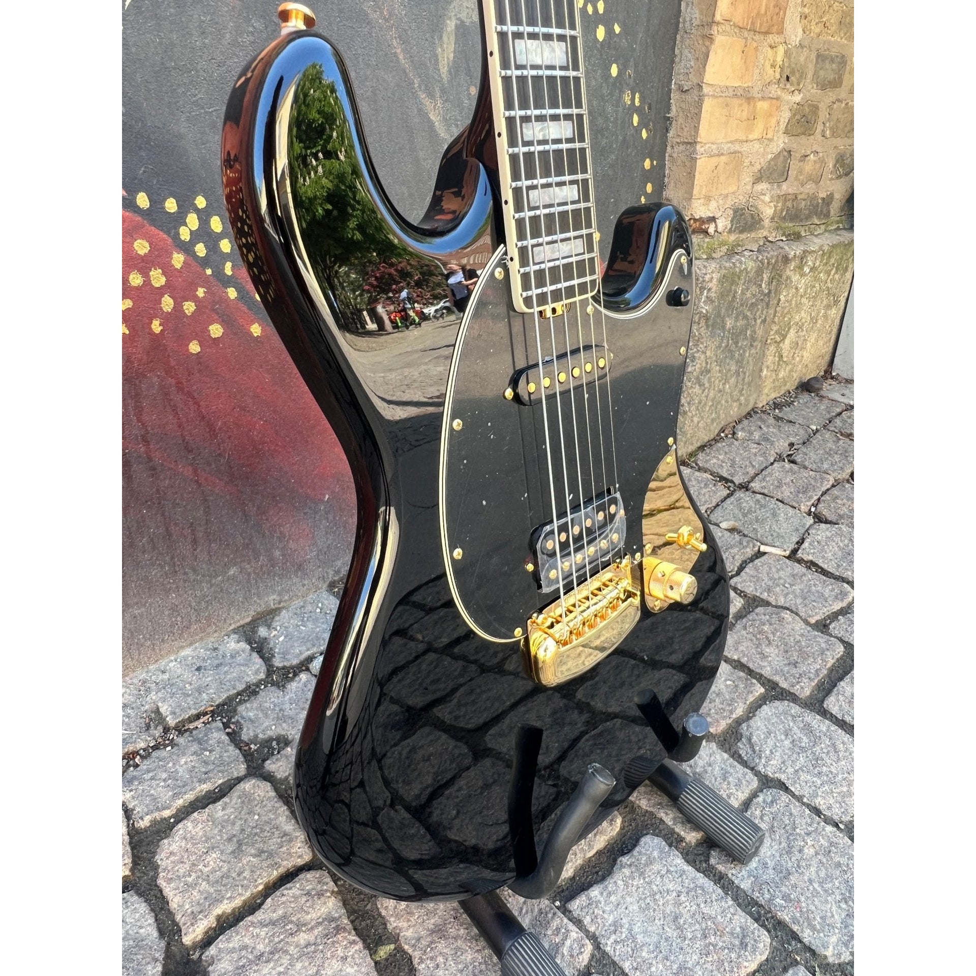 Ernie Ball Music Man - Dustin Kensrue BFR Black Honey - Musik Utan Gränser 