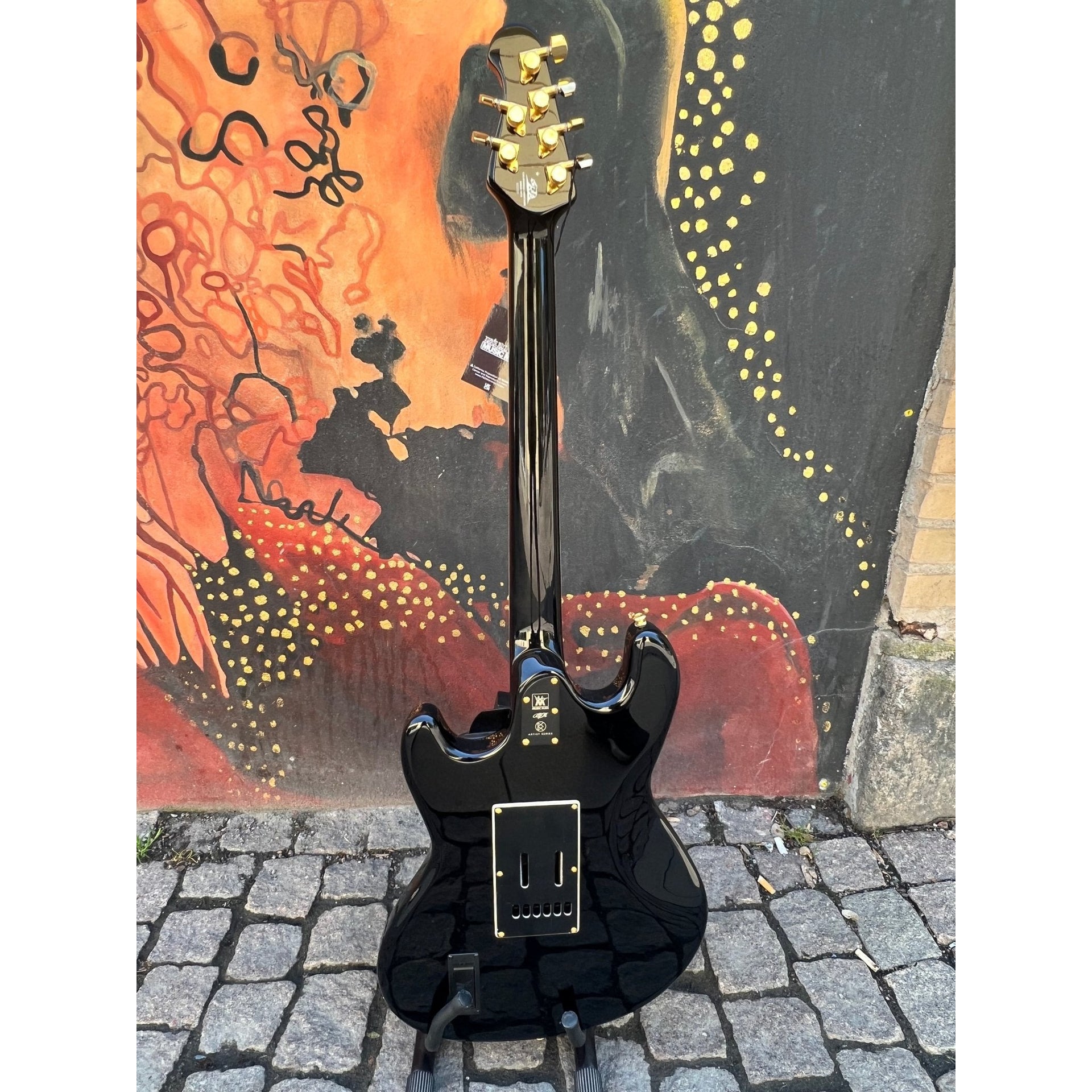 Ernie Ball Music Man - Dustin Kensrue BFR Black Honey - Musik Utan Gränser 