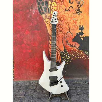 Ernie Ball Music Man - Kaizen 7 Chalk White - Musik Utan Gränser 