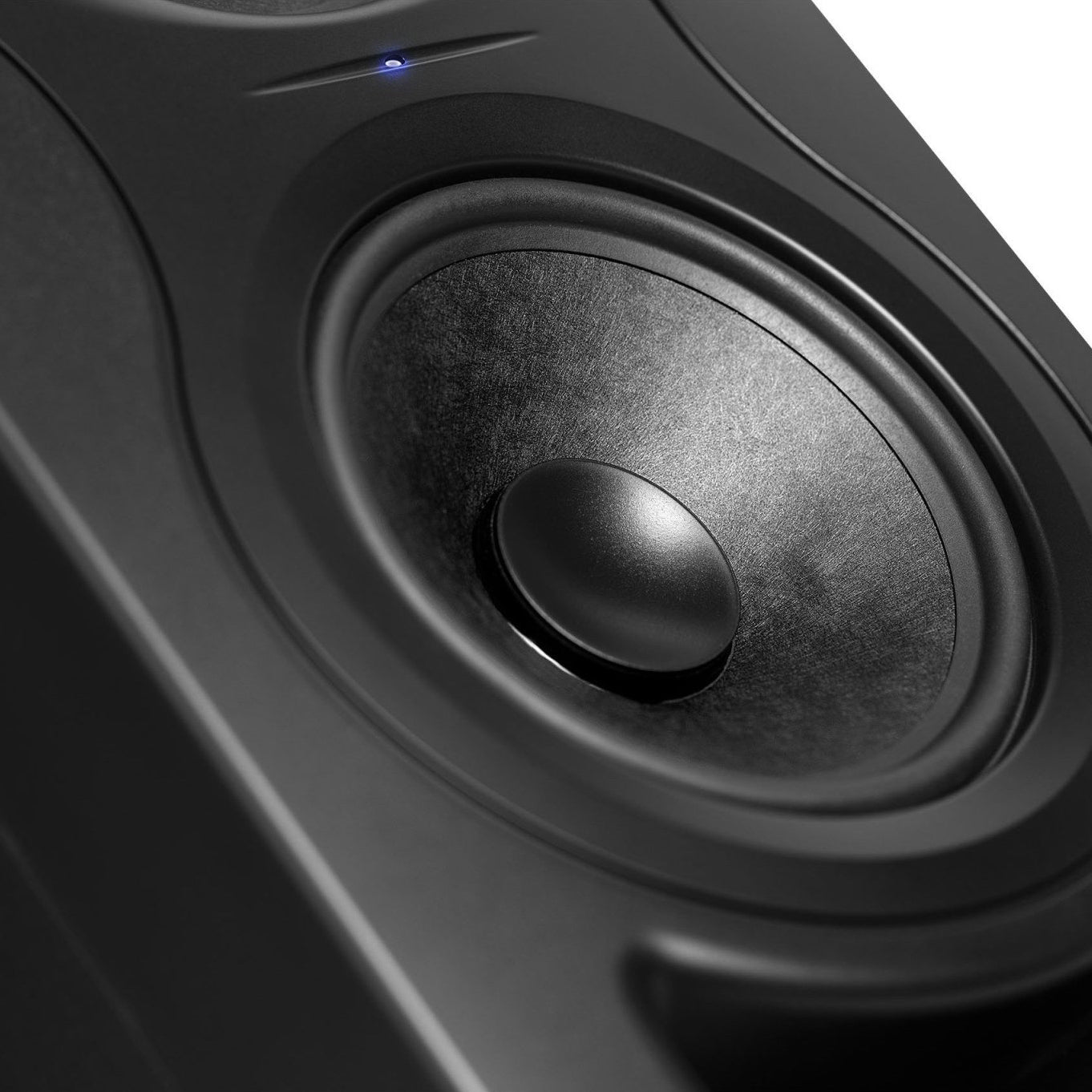 Kali Audio - IN-5 Black 3-vägs studiomonitor - Musik Utan Gränser 