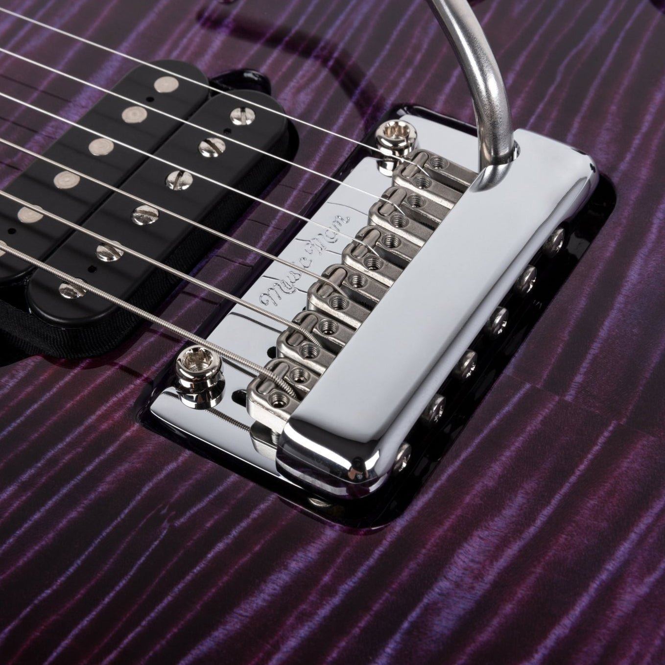 Ernie Ball Music Man - JP15 Purple Nebula Flame - Musik Utan Gränser 