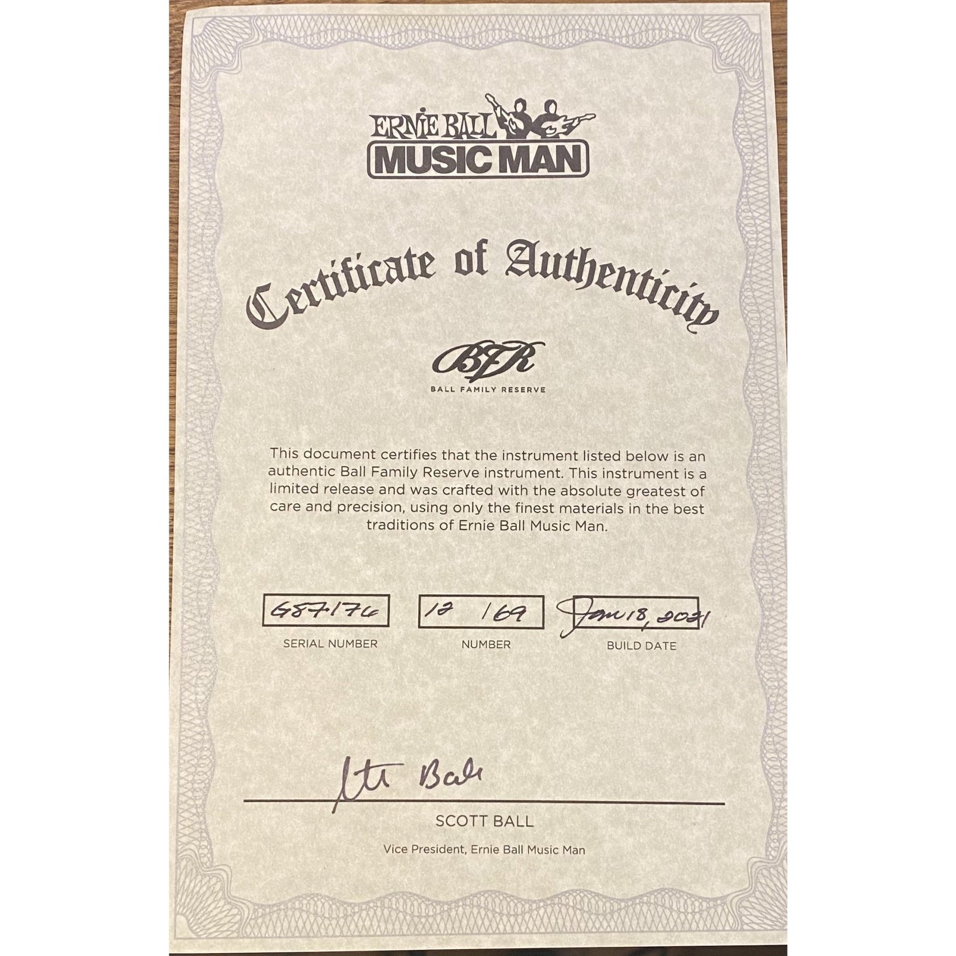 Ernie Ball Music Man - LUKE III BFR Floyd Rose Classic Black Sparkle - Musik Utan Gränser 