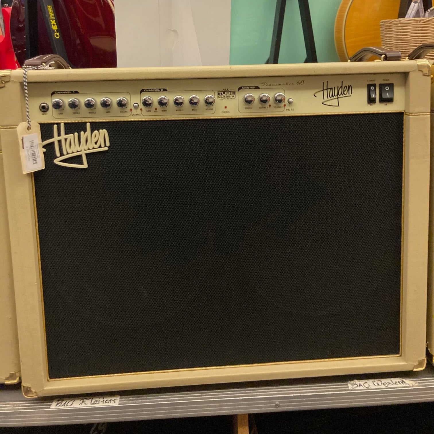 Hayden - Peacemaker 60 rörcombo 2x12" - Musik Utan Gränser 