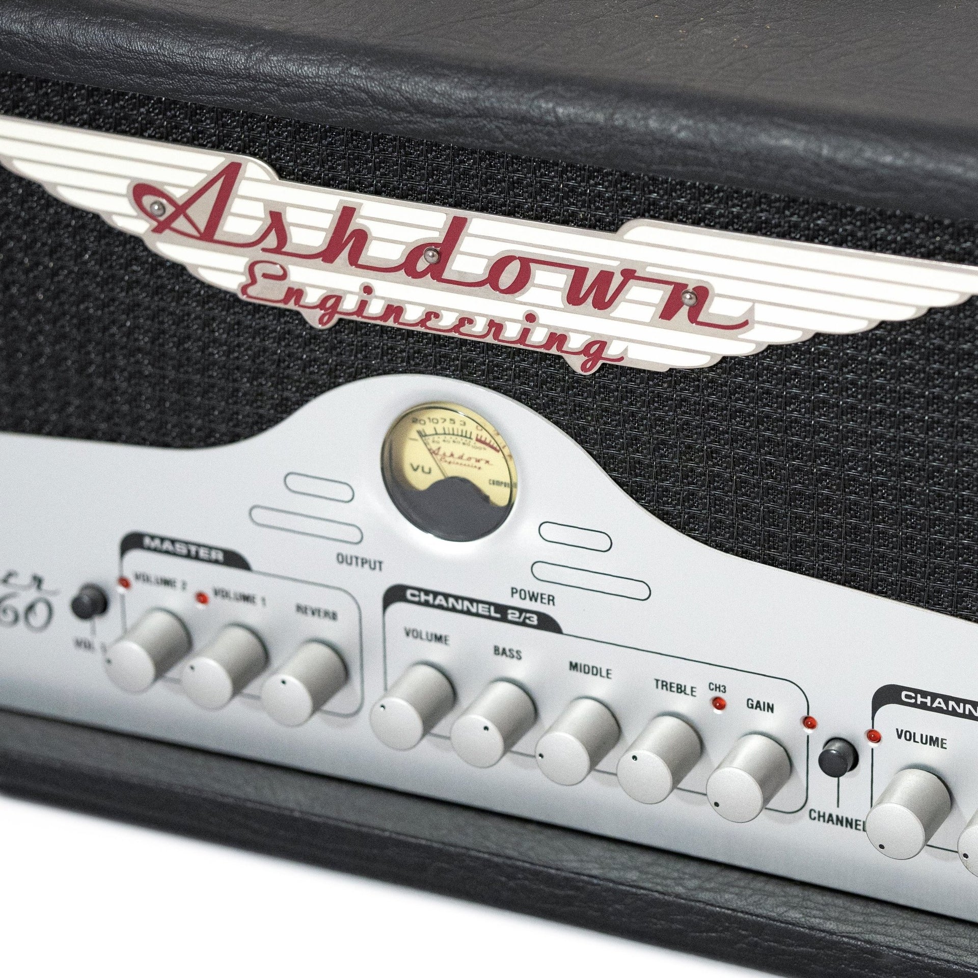 Ashdown - Peacemaker 60 topp och 2 st 4x12" lådor - Musik Utan Gränser 