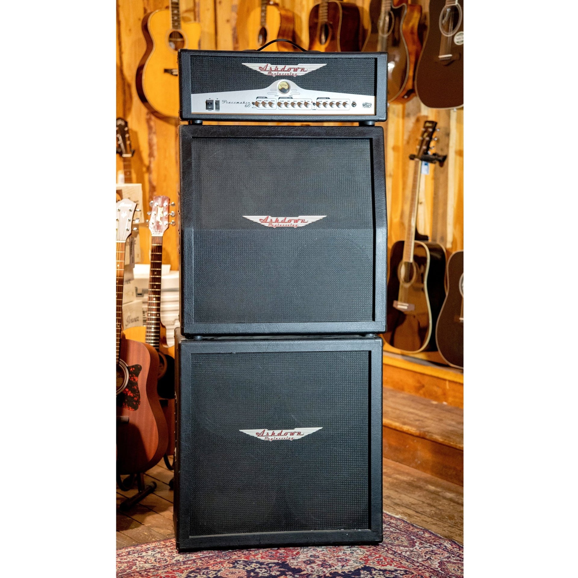 Ashdown - Peacemaker 60 topp och 2 st 4x12" lådor - Musik Utan Gränser 