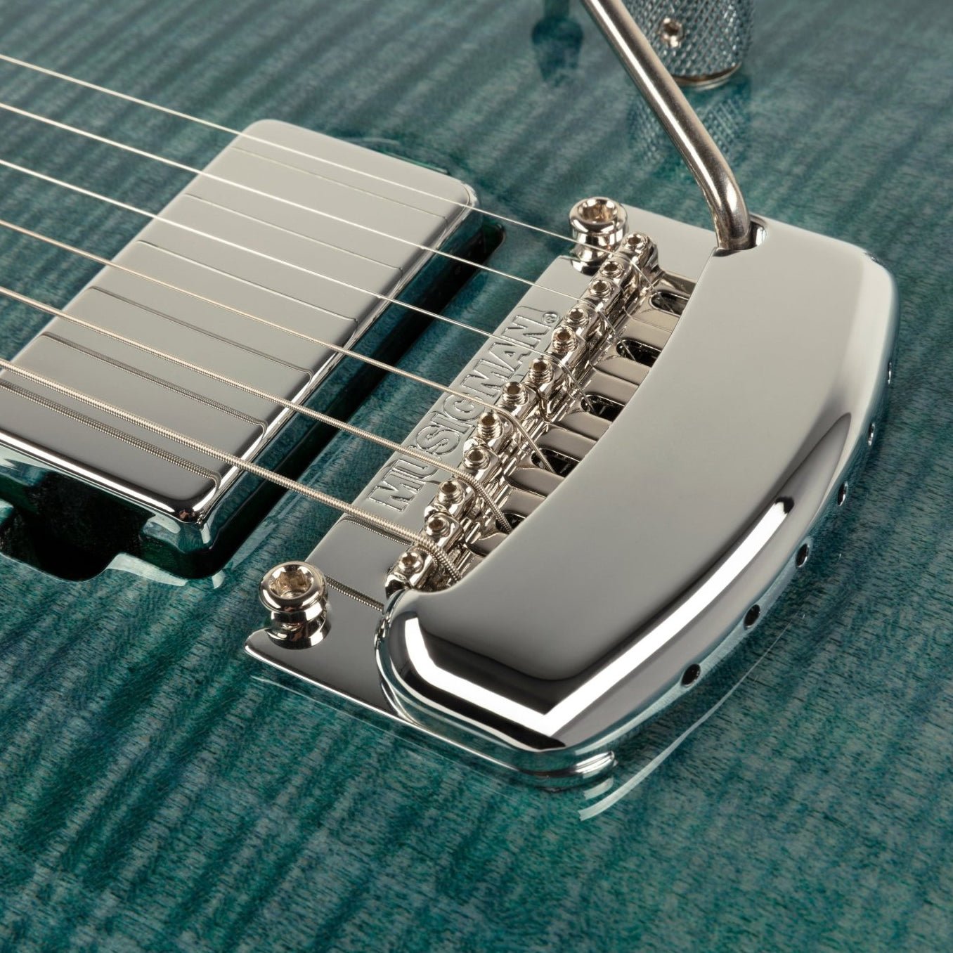 Ernie Ball Music Man - Sabre HT Yucatan Blue - Musik Utan Gränser 
