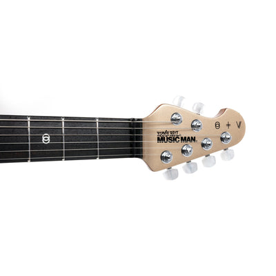 Ernie Ball Music Man - St. Vincent Goldie Cashmere - Musik Utan Gränser 