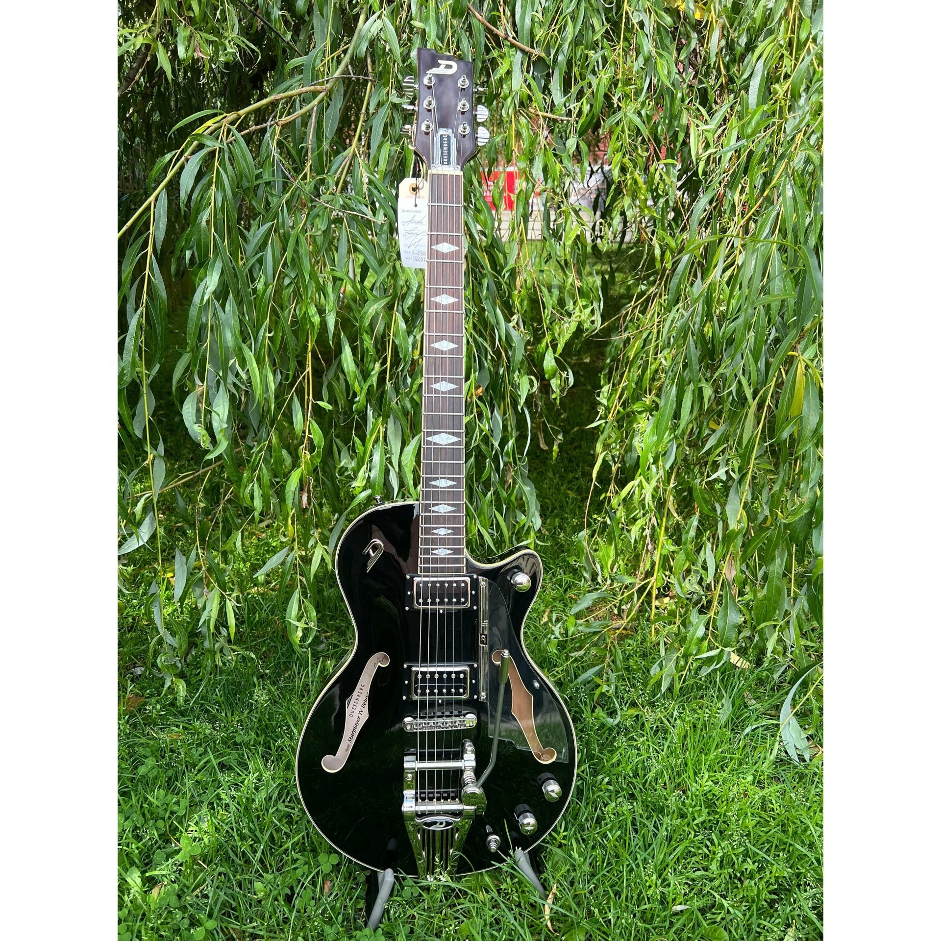 Duesenberg - Starplayer TV DLX BK - Musik Utan Gränser 