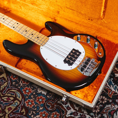 Ernie Ball Music Man - StingRay 76 BFR Retro Nitro - Musik Utan Gränser 